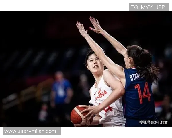 李月汝澳门看展分享美照特别喜欢篮球主题区域的独特魅力